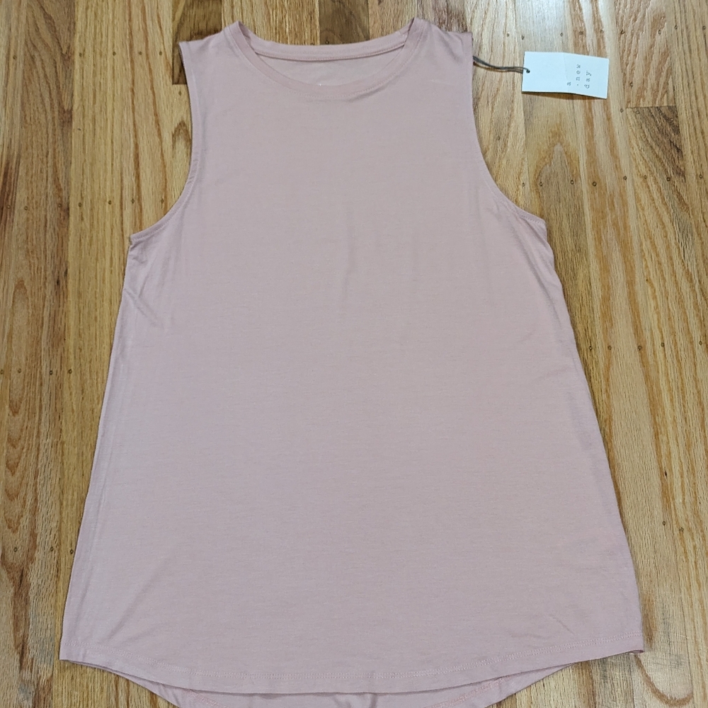 A New Day Rose-colored sleeveless shirt